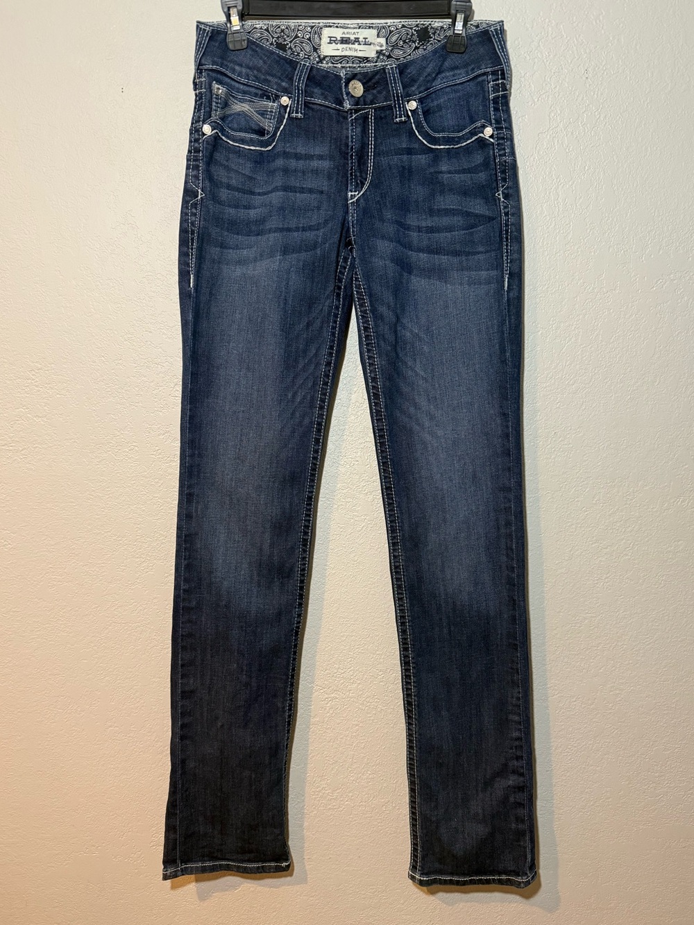 Ariat- Mid Rise Straight Cut Denim Blue Jeans w/White Stitching Detail Size 29XL